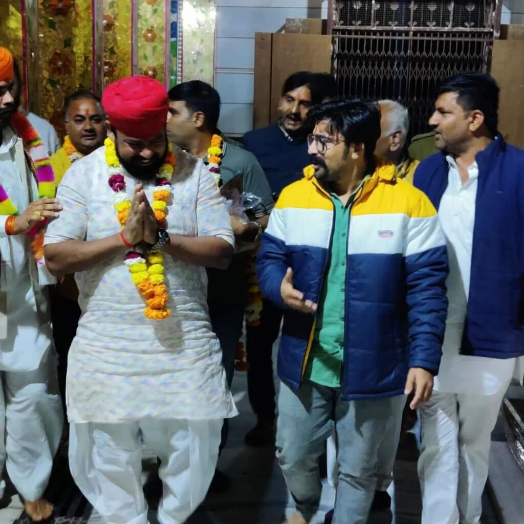 mahendra singh tanwar with t raja singh